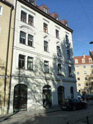 Charmante 3-Zimmer-Wohnung im historischen Altbau mit Denkmalschutz