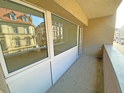 4530 - 1-Zimmer-Apartment mit Loggia nähe Stadtgarten!