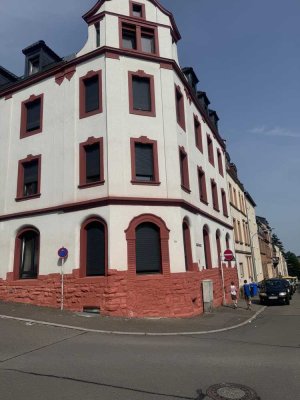 Attraktive und sanierte 3-Zimmer-Wohnung mit gehobener Innenausstattung in Pirmasens