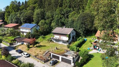 Grundstück mit Einfamilienhaus und unverbaubarem Weitblick