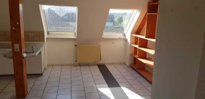 Freundliche 2,5-Zimmer-Dachgeschosswohnung in Rödermark