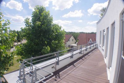 Außergewöhnliche 3 Zimmer-Wohnung mit Dachterrasse