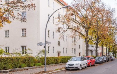 Freie 3-Raumwohnung mit 20er Jahre Flair in Tempelhof