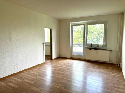 tolle 1 Zimmer Wohnung im 1. OG mit Balkon // Kautionsfrei //