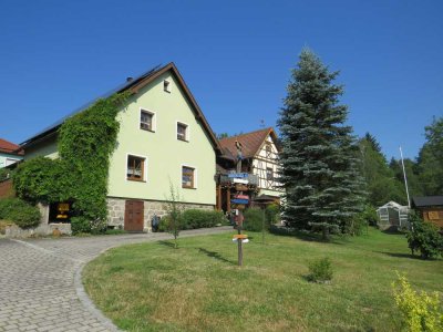 Gartenidyll und Komfort in einem - möbliertes Haus auf dem Land - ziehen Sie gleich ein