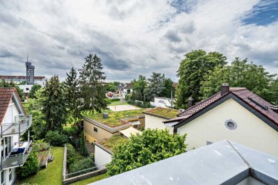 Zentral gelegene 2-ZKB-DG-Whg. mit 2 Balkonen & tollem Blick über den Schlossgarten in Schwetzingen