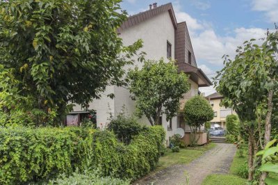 Citynahe 2-Zimmer-Wohnung mit TG-Stellplatz und grüner Terrasse