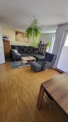 Attraktive helle 3-Zimmer-Wohnung mit Balkon und EBK in Neubiberg/Unterbiberg