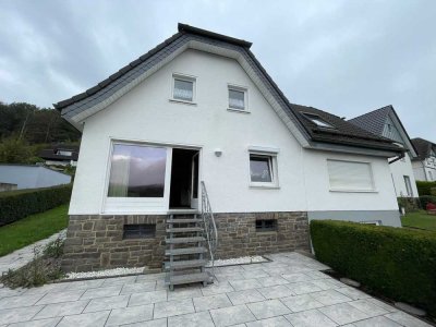 ***RESERVIERT*** Freistehendes Einfamilienhaus  mit großem Grundstück *inkl. eigener Sauna*