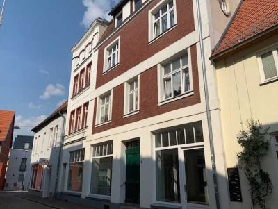 3-Raum Wohnung im Stadtkern -306-