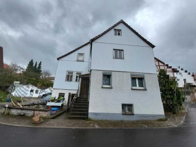 Charmantes Wohnhaus mit Gestaltungspotenzial in idyllischer Lage im Schwalm-Eder-Kreis *PROVISIONSFR