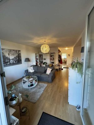 Gemütliche 2-Zimmer-Wohnung mit Terrasse und Tiefgaragenstellplatz in Trills