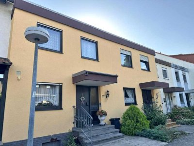 Ren. EFH mit EBK, 4 Zimmern, Terrasse, Garten und Garage in Randlage von Bruchsal nahe SEW/BePo/DHL