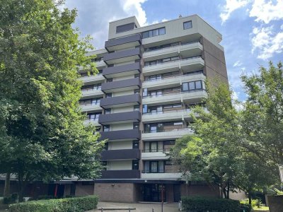 Sonnige 3-Zimmer Wohnung, 2 Balkone, Tiefgarage, Fernblick, in Porz-Westhoven, provisionsfrei!