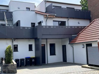 2-Zimmerwohnung mit Einbauküche und großzügigen Balkon im 1. OG