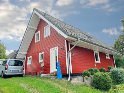 Top gepflegtes Holzhaus in stadtnaher Lage