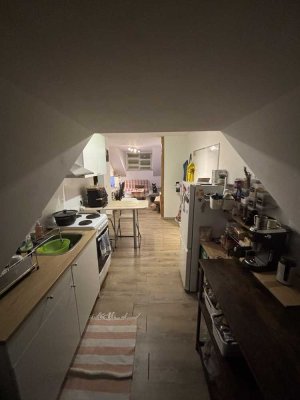 Ansprechende 2-Zimmer-Wohnung mit Einbauküche in Duisburg