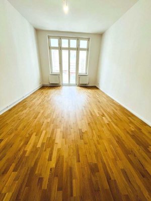 *2 Zimmer mit Wohnküche am Arnimplatz*Erstbezug nach Mod.+EBK+Balkon*