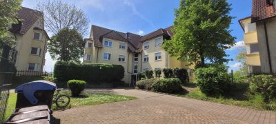 Helle Maisonettewohnung mit Balkon im Grünen