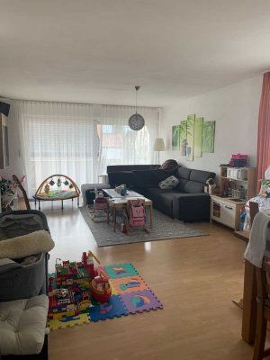 Sonnige 3,5-Zimmer-Wohnung in Herrenberg Kuppingen ab sofort zu vermieten