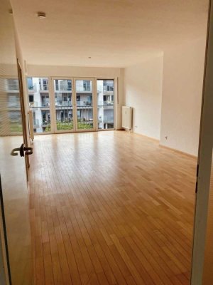 Schöne 2,5-Zimmer-Wohnung mit EBK | Moselblick und TG-Stellplatz