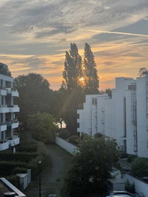 Untermiete! Geschmackvolle 2-Raum-Wohnung mit gehobener Innenausstattung mit EBK in Köln Bayenthal