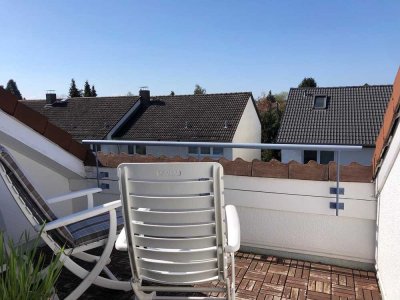 Vollmöblierte Zweizimmerwohnung mit toller Dachterrasse