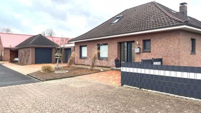 Komfortabler Bungalow mit großzügigem Grundstück, Garagen und Carports – ebenerdig bewohnbar!