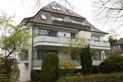 Gepflegte 2-Zimmer-Maisonette-Wohnung mit Balkon und EBK in Farmsen-Berne, Hamburg