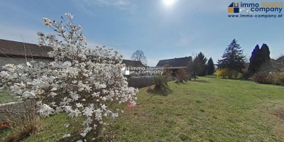 Schönes Stadthaus mit riesigem Garten in Jennersdorf