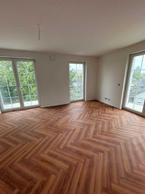 Exklusive 2-Zimmer-Wohnung in Berlin Marzahn