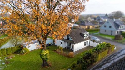 +Familien aufgepasst-Großzügiges Einfamilienhaus mit 5 Zimmern und 1.089 qm Land in 22965 Todendorf+