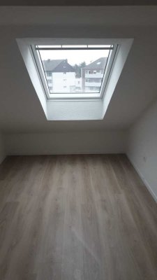 Moderne Dachgeschosswohnung mit Loggia, offene Besichtigung am 07.10 um 18:00 Uhr