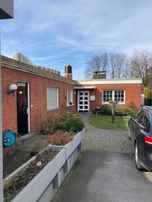 Großzügiger Bungalow mit separatem Büro (ca. 74 qm) in absoluter 1a City Lage, Terrasse, Garten