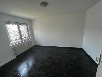 2 Zimmerwohnung mit Balkon zu vermieten