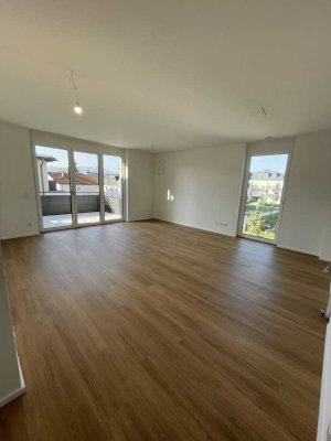 Süd-West-Balkon mit Bergblick: Top moderne 2-Zimmer-Wohnung