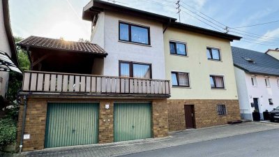 Großzügiges 2 Familienhaus, Riesengrundstück, viel Potenzial, ruhige Lage von Billigheim-Sulzbach