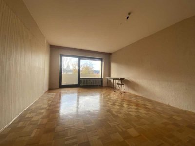 Helle 3-Zimmer-Wohnung mit Balkon und Garage in Weiden-Rehbühl