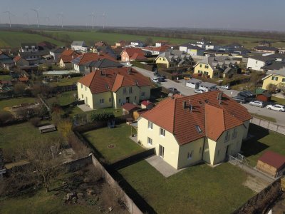 Großkrut. Geförderte Maisonettewohnung | 228 m² Garten | Miete mit Kaufoption.