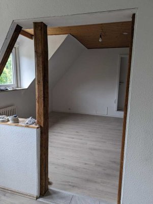 Heimersheim,   3-Zimmer Maisonette-Wohnung ca. 78 m²