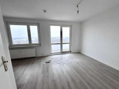 // schöne helle 3 Zimmer Wohnung // Kautionsfrei + 3 Kaltmieten frei !!