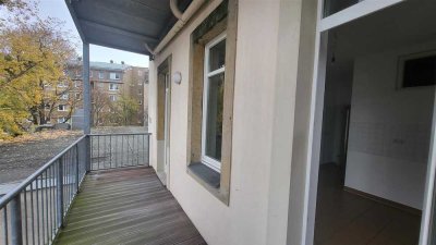 Moderne 2-Raum-Wohnung * Dresden-Neustadt * große Küche + Balkon + Keller + Wannenbad