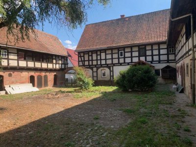 Denkmalgeschützter Bauernhof mit großem Grundstück in Frohburg zu verkaufen