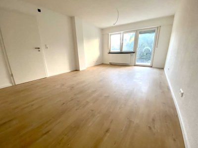 Moderne 3-Zimmer-Wohnung in ruhiger Lage mit Terrasse, Einbauküche, PKW-Stellplatz