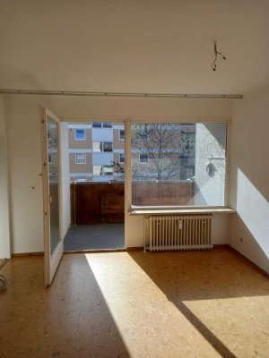 Helle 2-Raum-Wohnung mit Balkon und EBK in Kochel am See