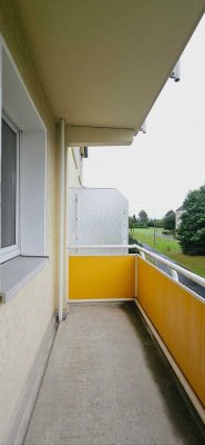 Frisch renoviert und bezugsfertig! 5-Raum-Etagenwohnung mit Balkon und 2 Badezimmern in Ostritz!