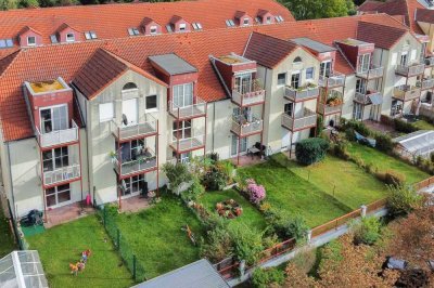 Zuverlässig vermietete 2-Zimmer-Wohnung mit Balkon und Stellplatz am Golf- und Seepark Motzen