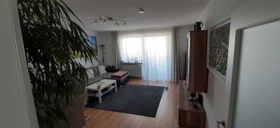 Schöne 3-Zimmer Wohnung mit Balkon in Neusäß nähe UKA