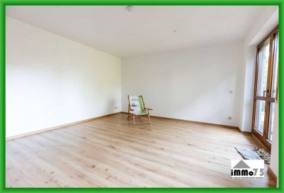 ebenerdige 3-Zimmer-Wohnung mit Garten � und Garage � – eine Oase der Ruhe und Entspannung ��‍♀️