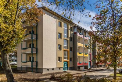 Erstbezug nach Sanierung!- 3-Raumwohnung mit Balkon in ruhiger Lage